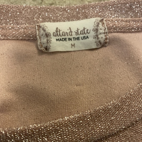 Altar’d state no shed glitter tee - Picture 4 of 5